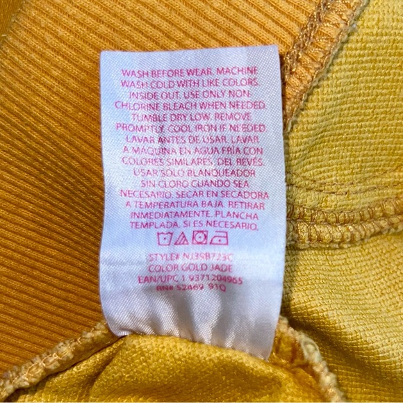 No Boundaries Woman’s Mustard Yellow Skinny Casual Pants - Picture 4 of 5